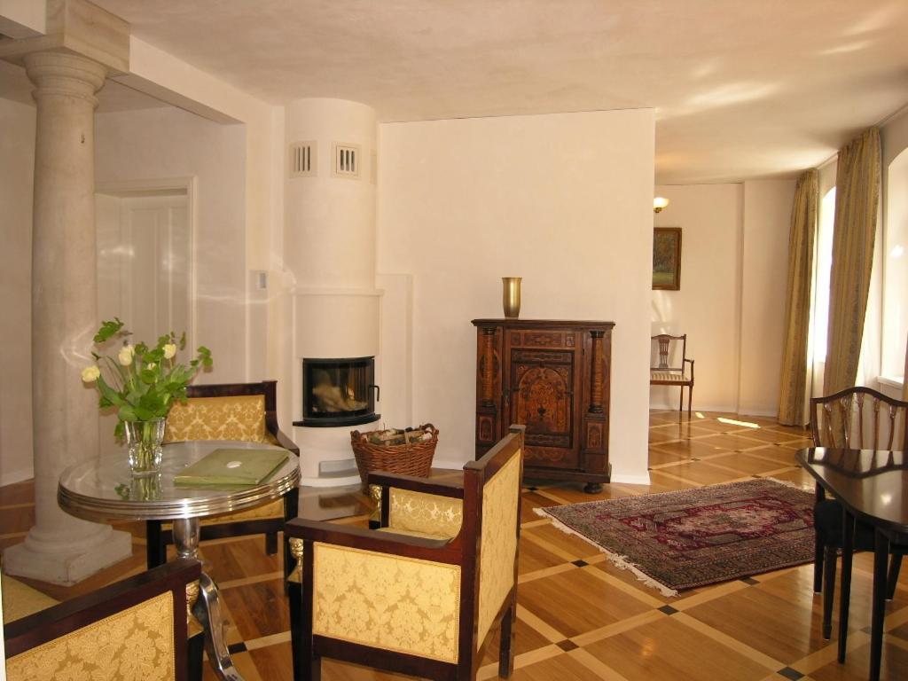 Apartmenthaus Albrechtsburg 바트샨다우 객실 사진