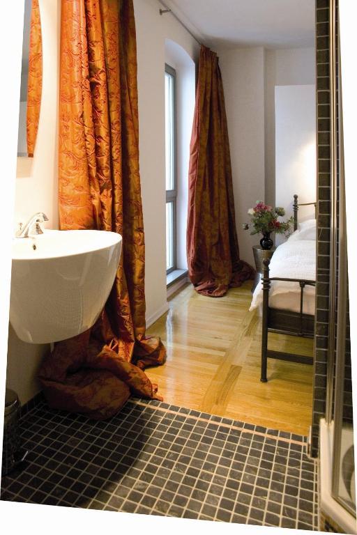 Apartmenthaus Albrechtsburg 바트샨다우 객실 사진