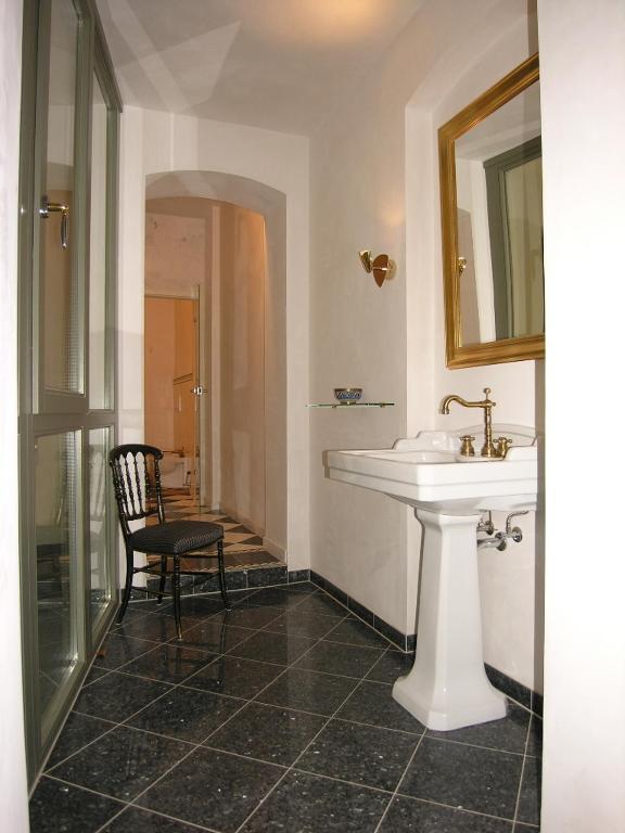 Apartmenthaus Albrechtsburg 바트샨다우 객실 사진
